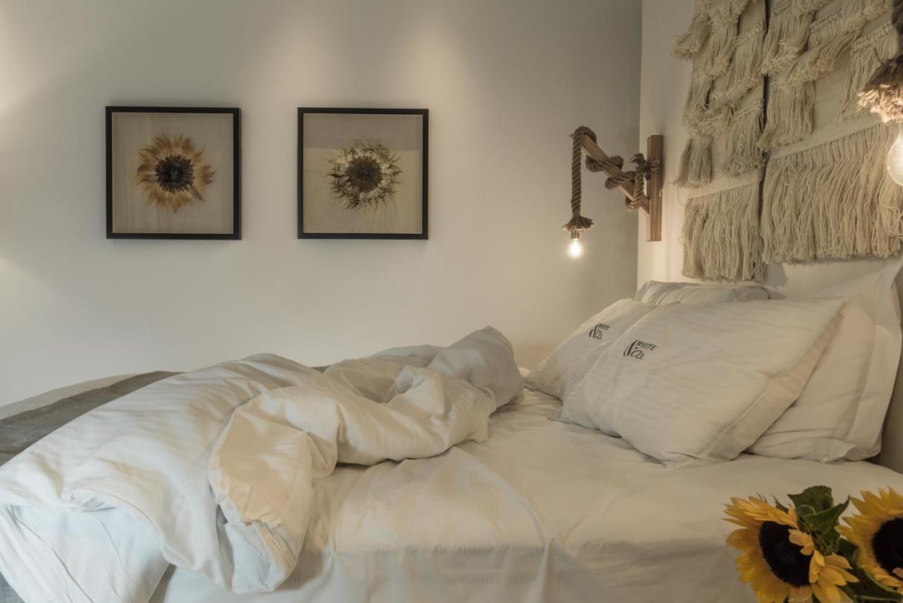 White & Co Santorini Villa Pyrgos Kallistis Bilik gambar